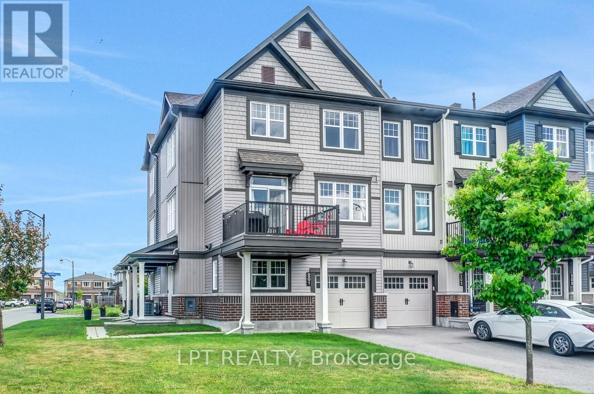 Property at 201 YELLOWCRESS WAY image 2