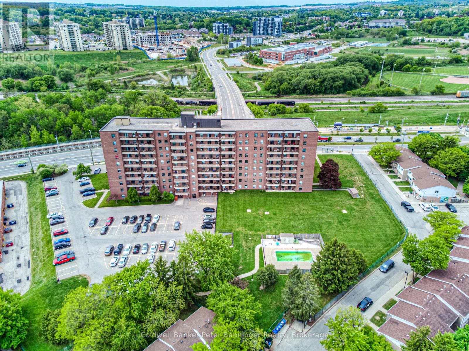 211 - 1100 Courtland Avenue E, Kitchener, Ontario  N2C 2H9 - Photo 38 - X12238506