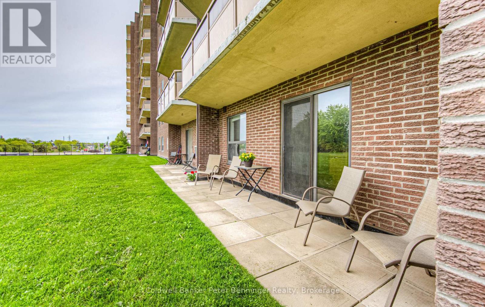 211 - 1100 Courtland Avenue E, Kitchener, Ontario  N2C 2H9 - Photo 22 - X12238506