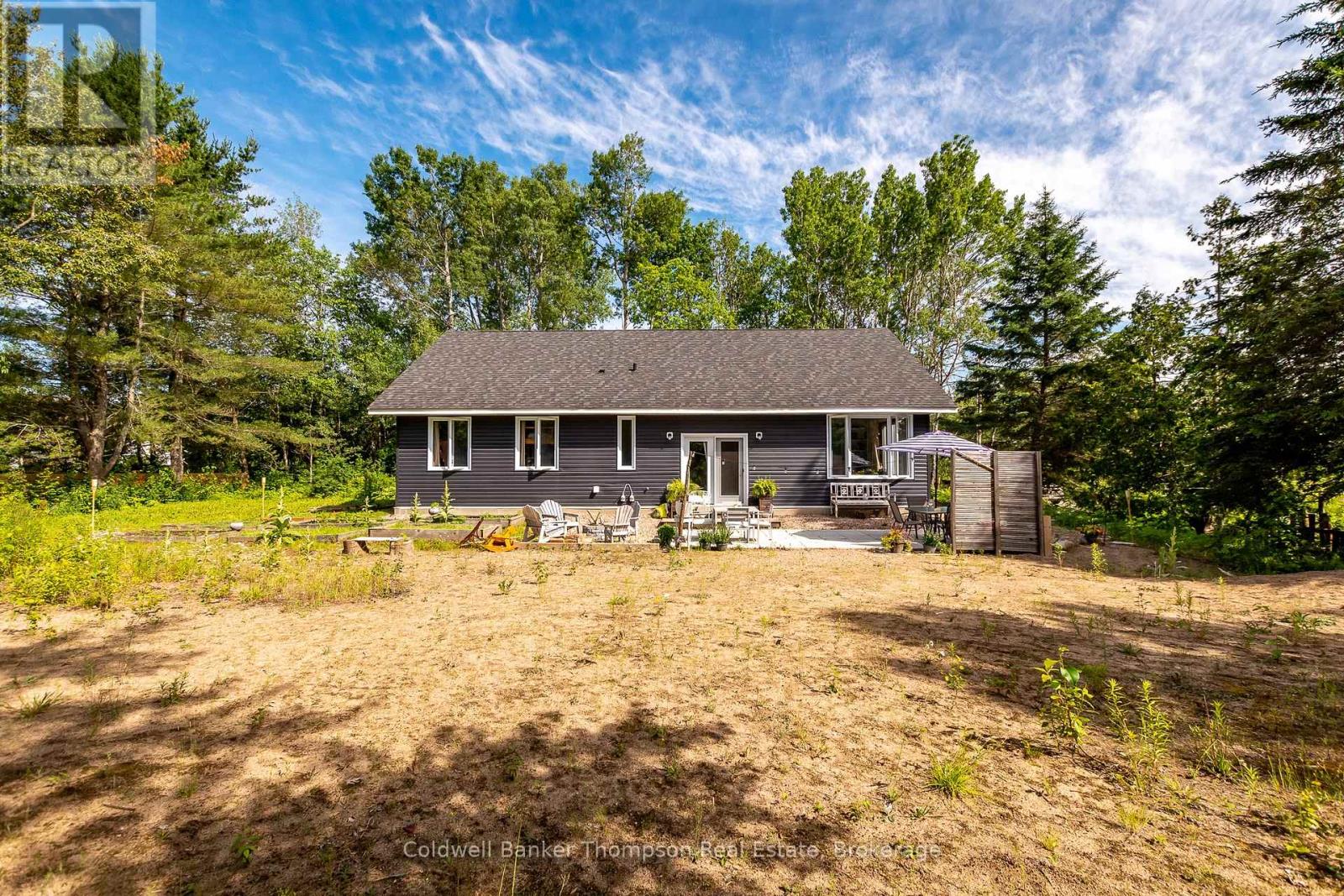 13 Lewis Street, South River, Ontario  P0A 1X0 - Photo 35 - X12261940