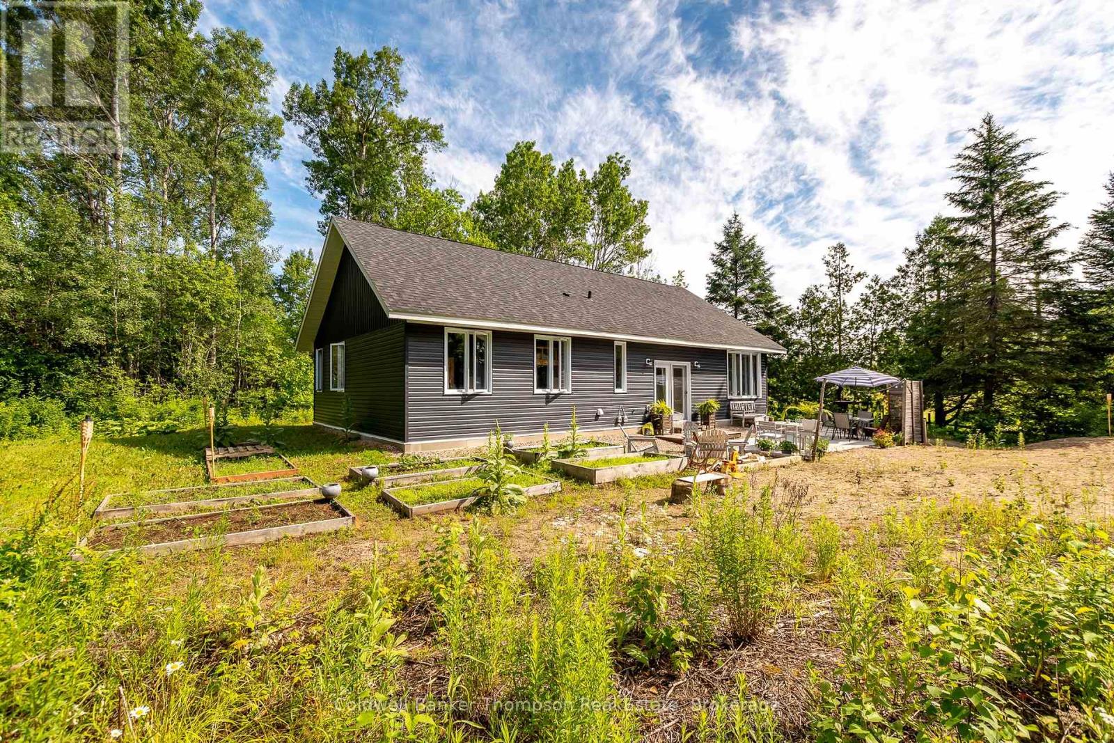 13 Lewis Street, South River, Ontario  P0A 1X0 - Photo 36 - X12261940