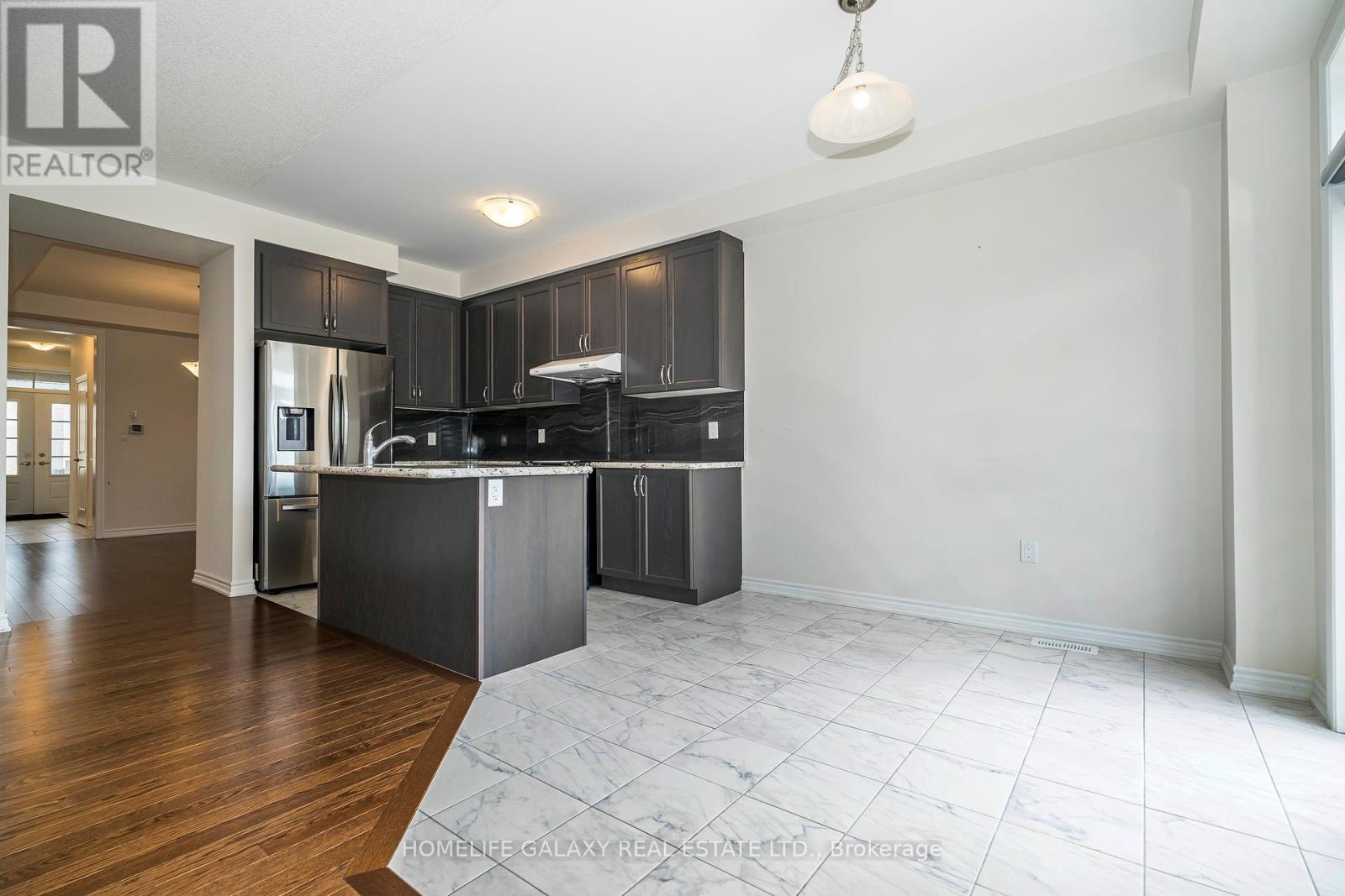 29 Bromfield Street, Whitby, Ontario  L1P 0P8 - Photo 16 - E12300071