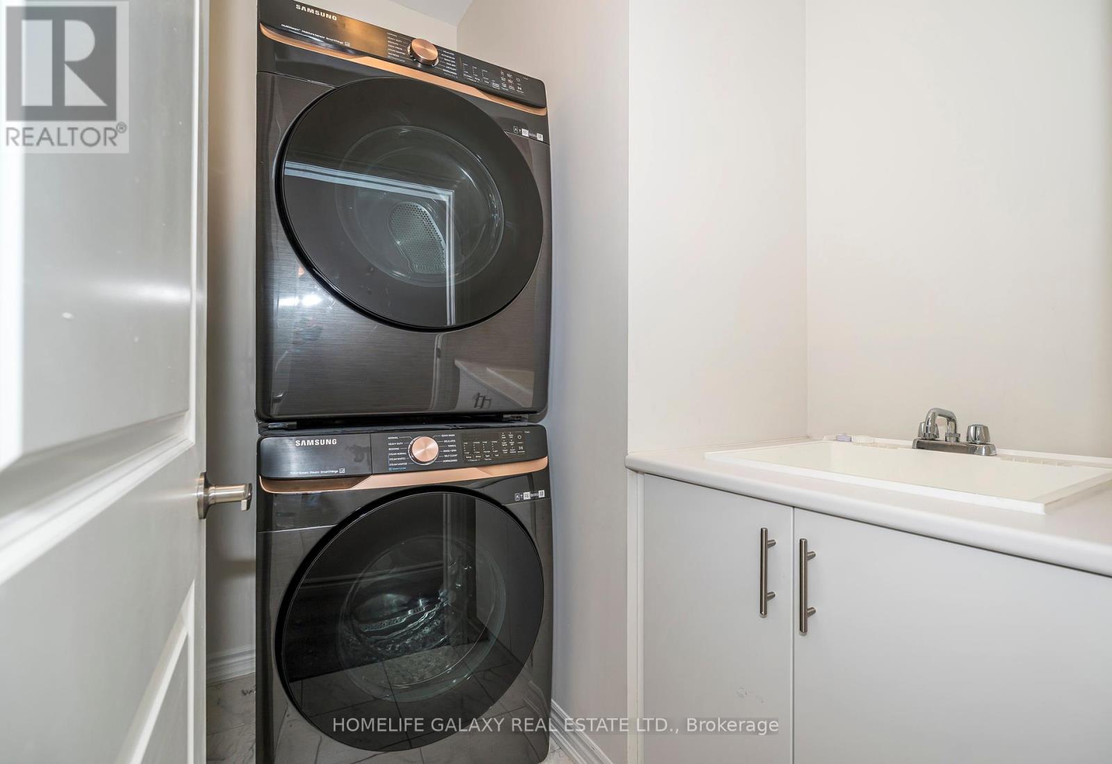 29 Bromfield Street, Whitby, Ontario  L1P 0P8 - Photo 40 - E12300071