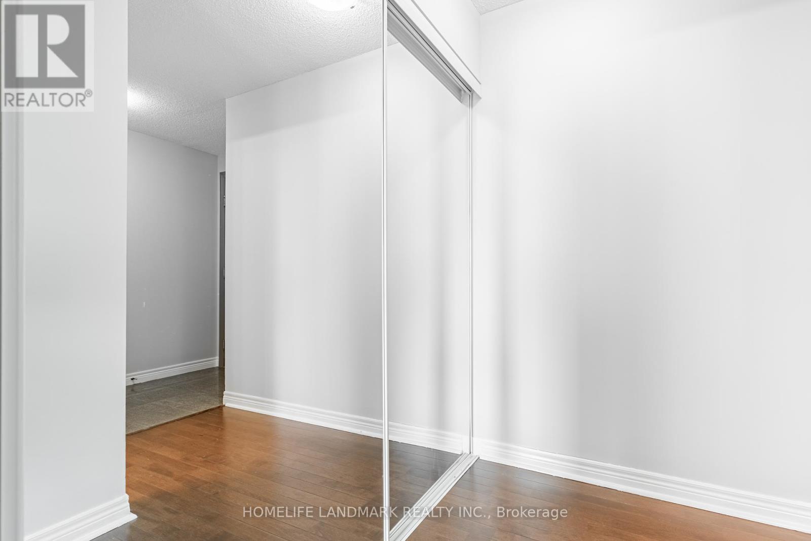 1709 - 60 Town Centre Court, Toronto, Ontario  M1P 0B1 - Photo 3 - E12300093