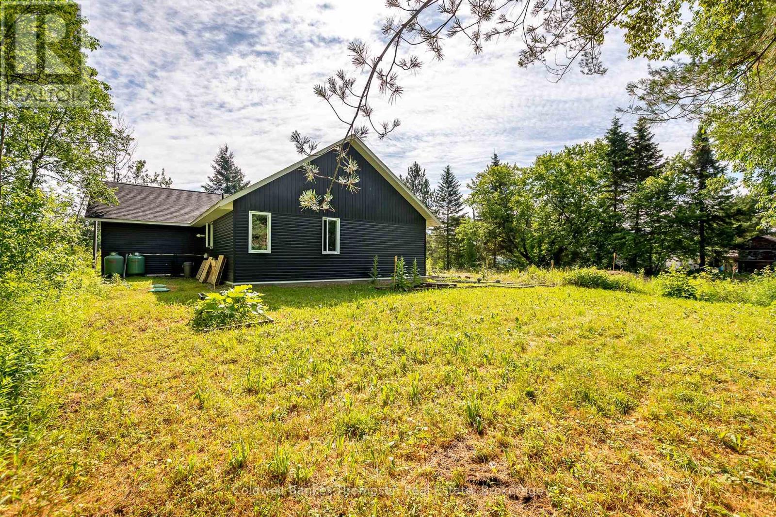 13 Lewis Street, South River, Ontario  P0A 1X0 - Photo 41 - X12261940