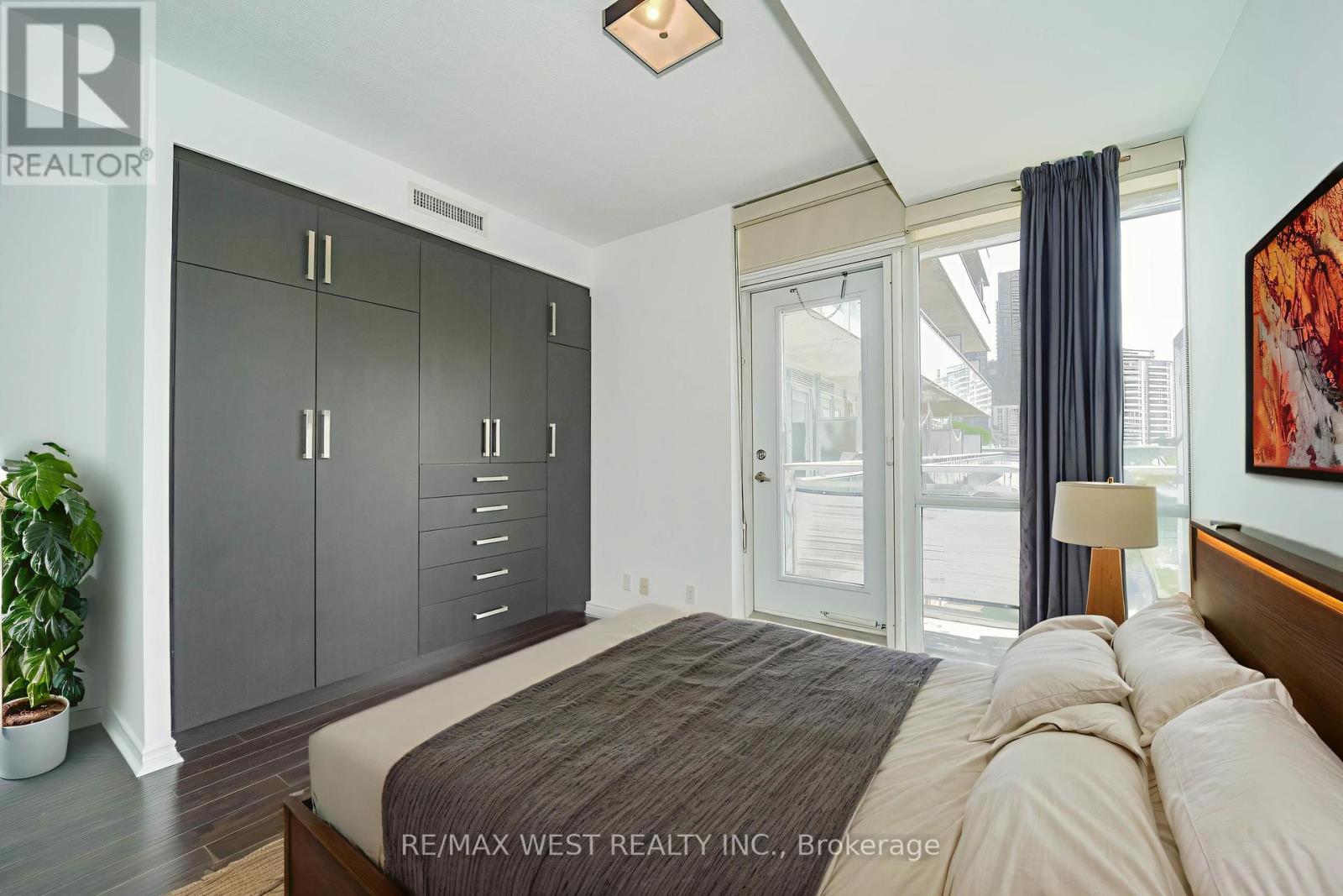 507 - 30 Canterbury Place, Toronto, Ontario  M2N 0B9 - Photo 7 - C12291601