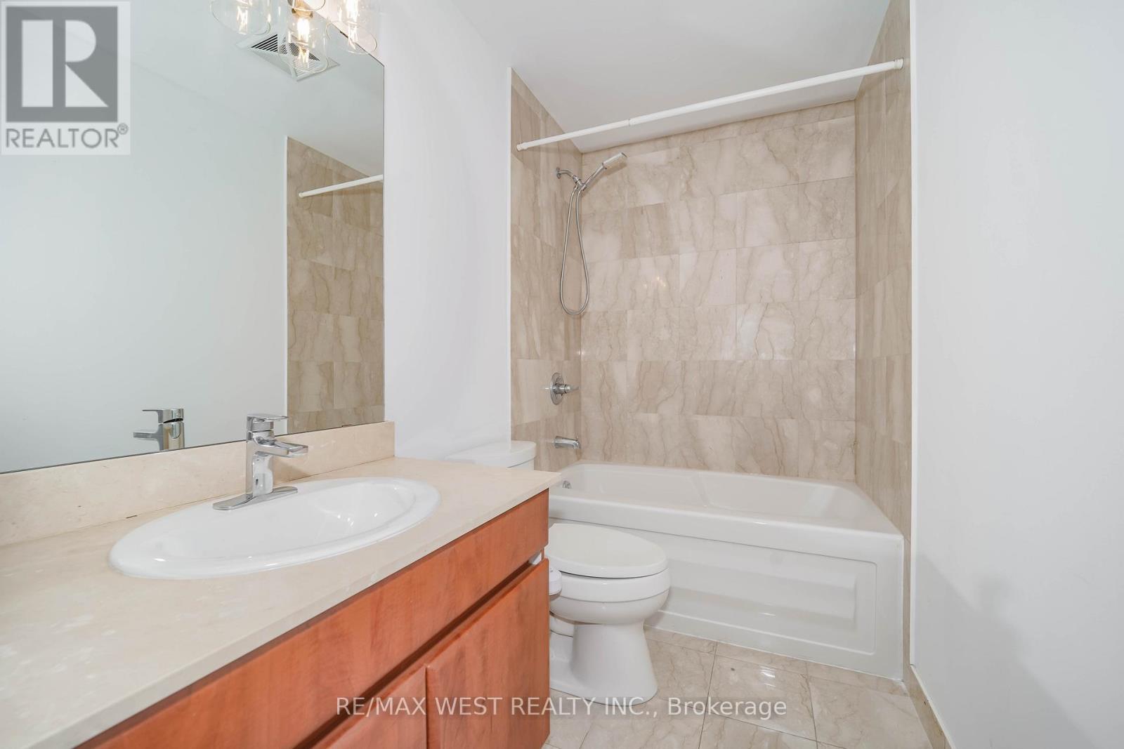 507 - 30 Canterbury Place, Toronto, Ontario  M2N 0B9 - Photo 8 - C12291601