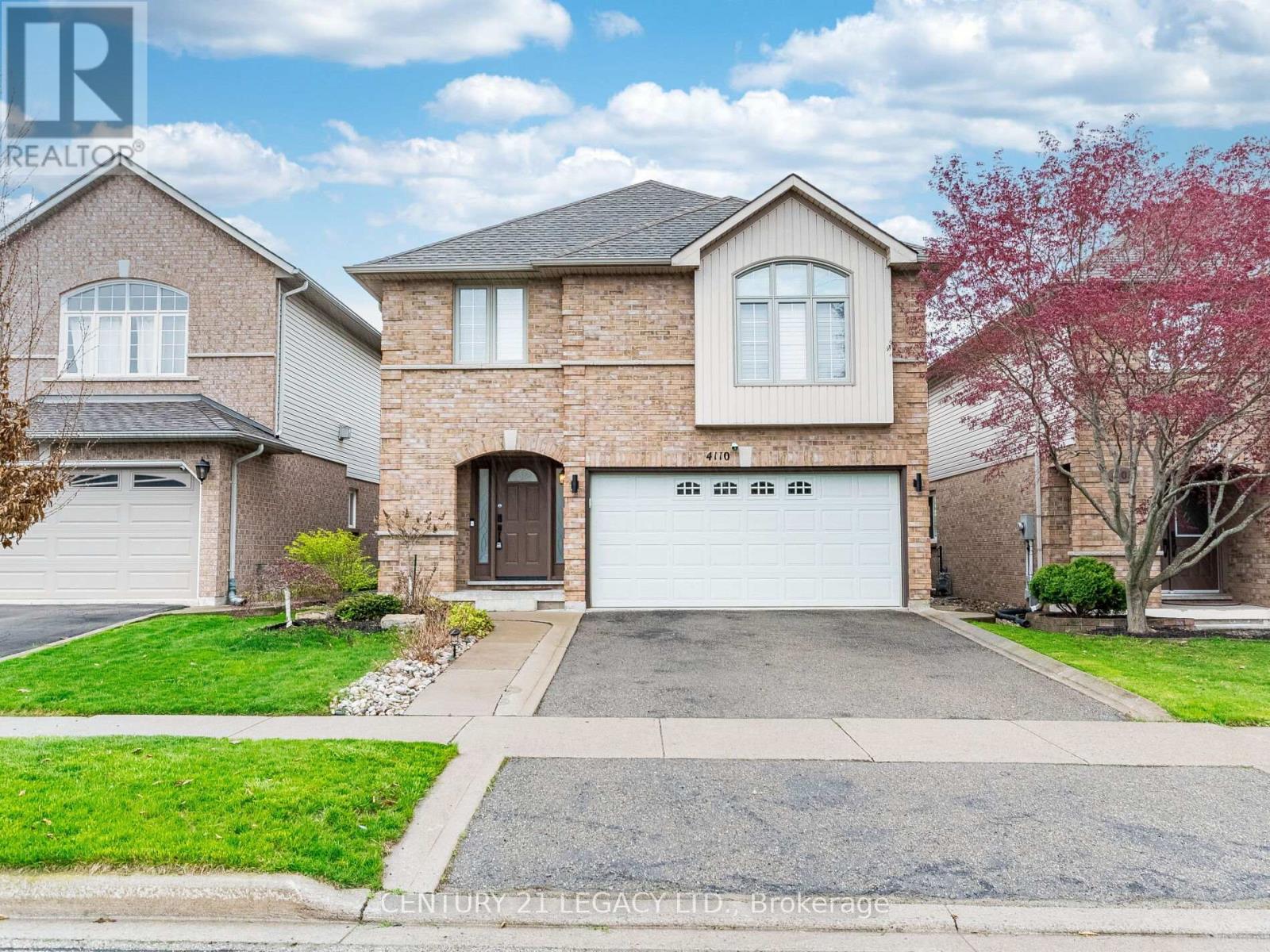 Property at 4110 FOREST RUN AVENUE image 2