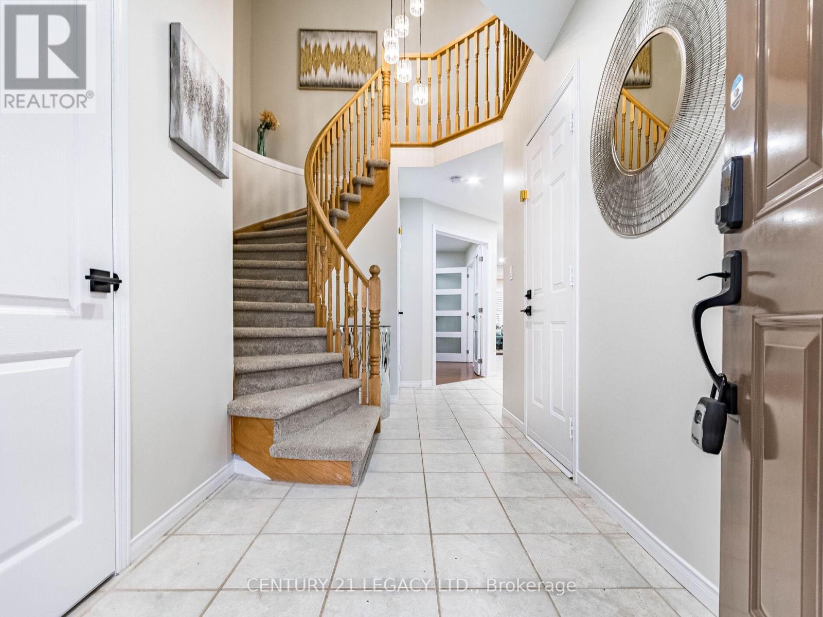 Property at 4110 FOREST RUN AVENUE image 4