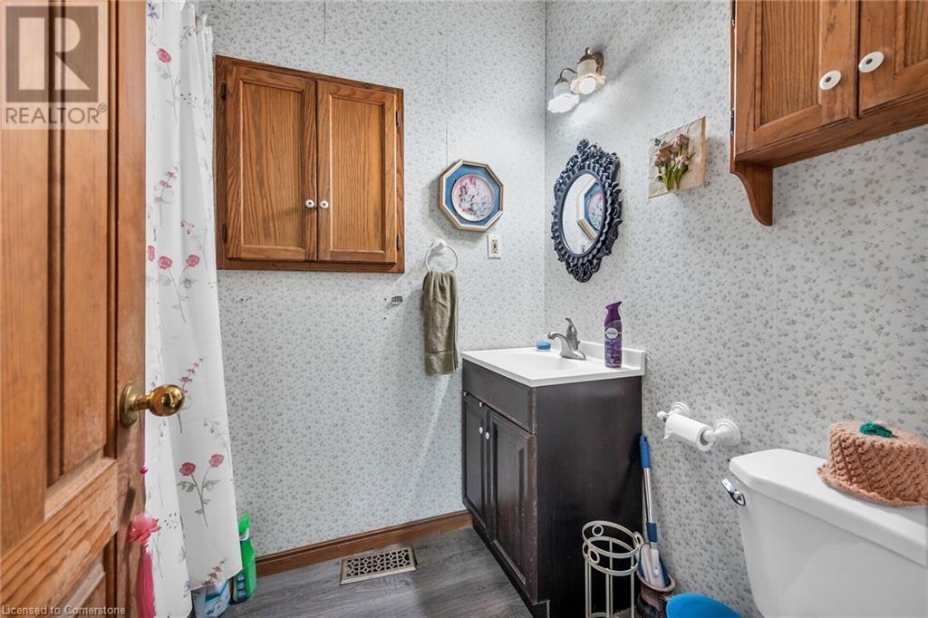 4243 Spring Creek Road, Vineland, Ontario  L0R 2C0 - Photo 11 - 40649998