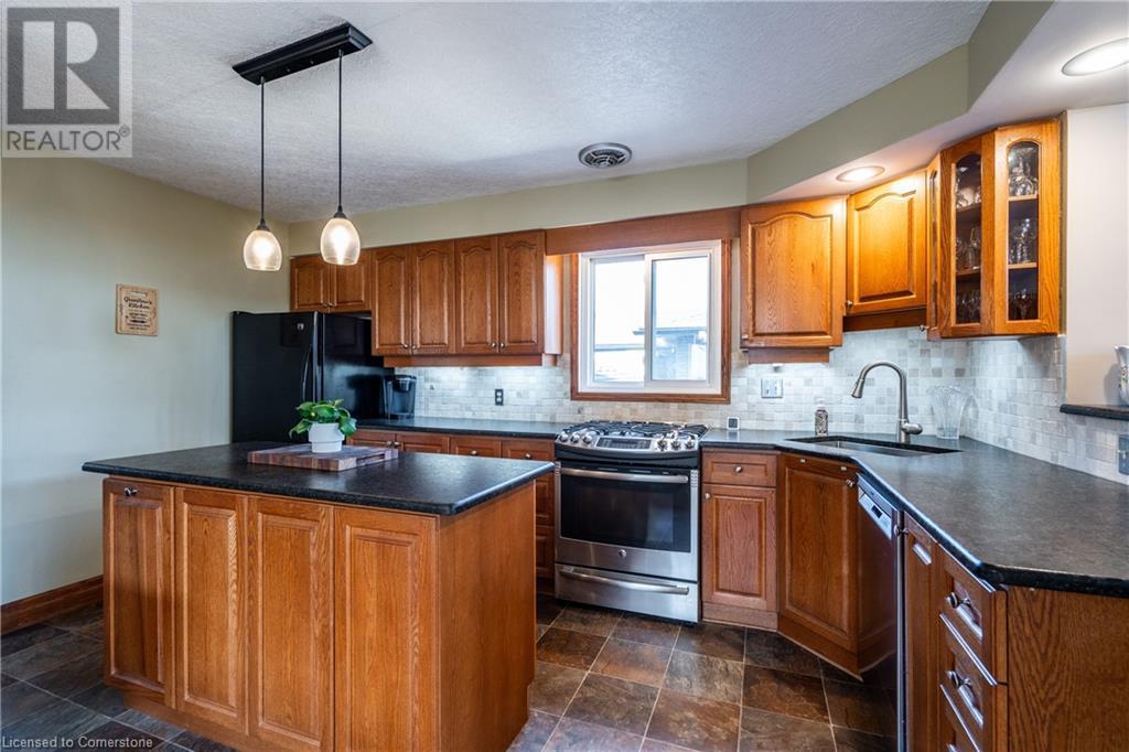 228 Green Road, Hamilton, Ontario  L8E 2A5 - Photo 9 - 40747408