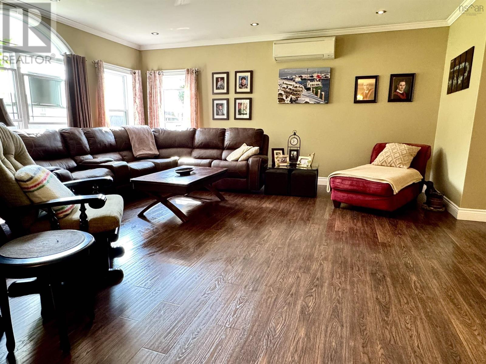 37 Norwood Street, Glace Bay, Nova Scotia  B1A 3M4 - Photo 13 - 202513826