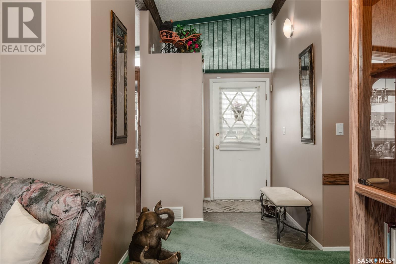 Property at 1094 Corman CRESCENT image 5