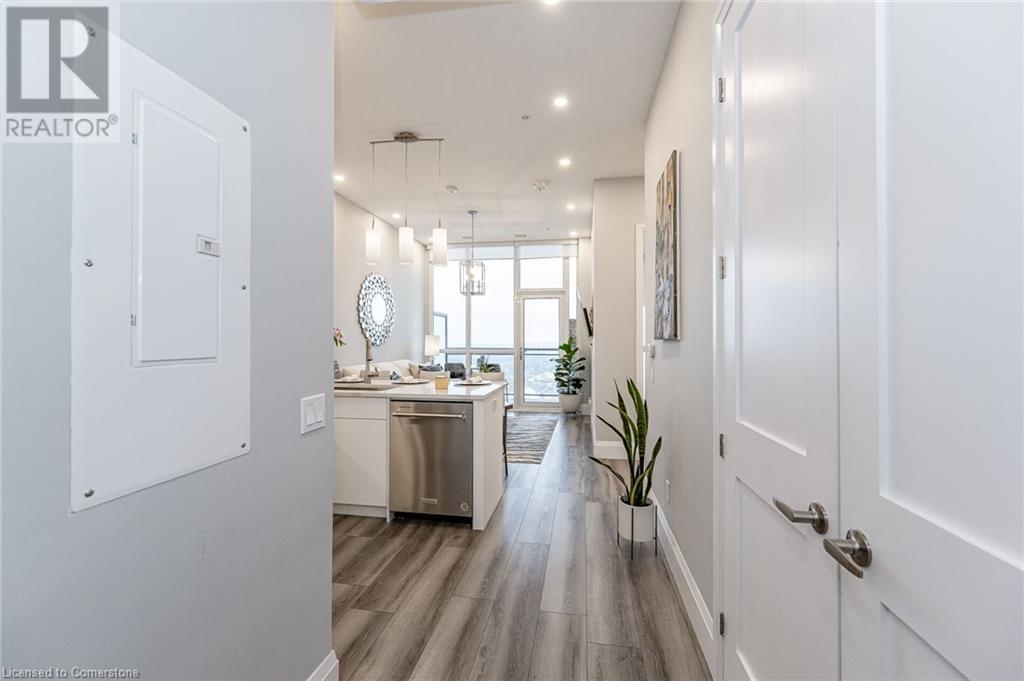 Property at 60 CHARLES Street W Unit# 2904 image 5
