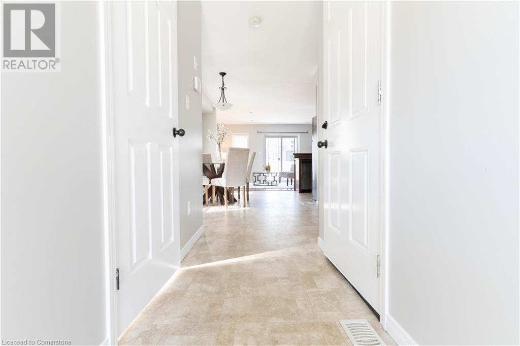 Property at 1319 COUNTRYSTONE Drive image 4