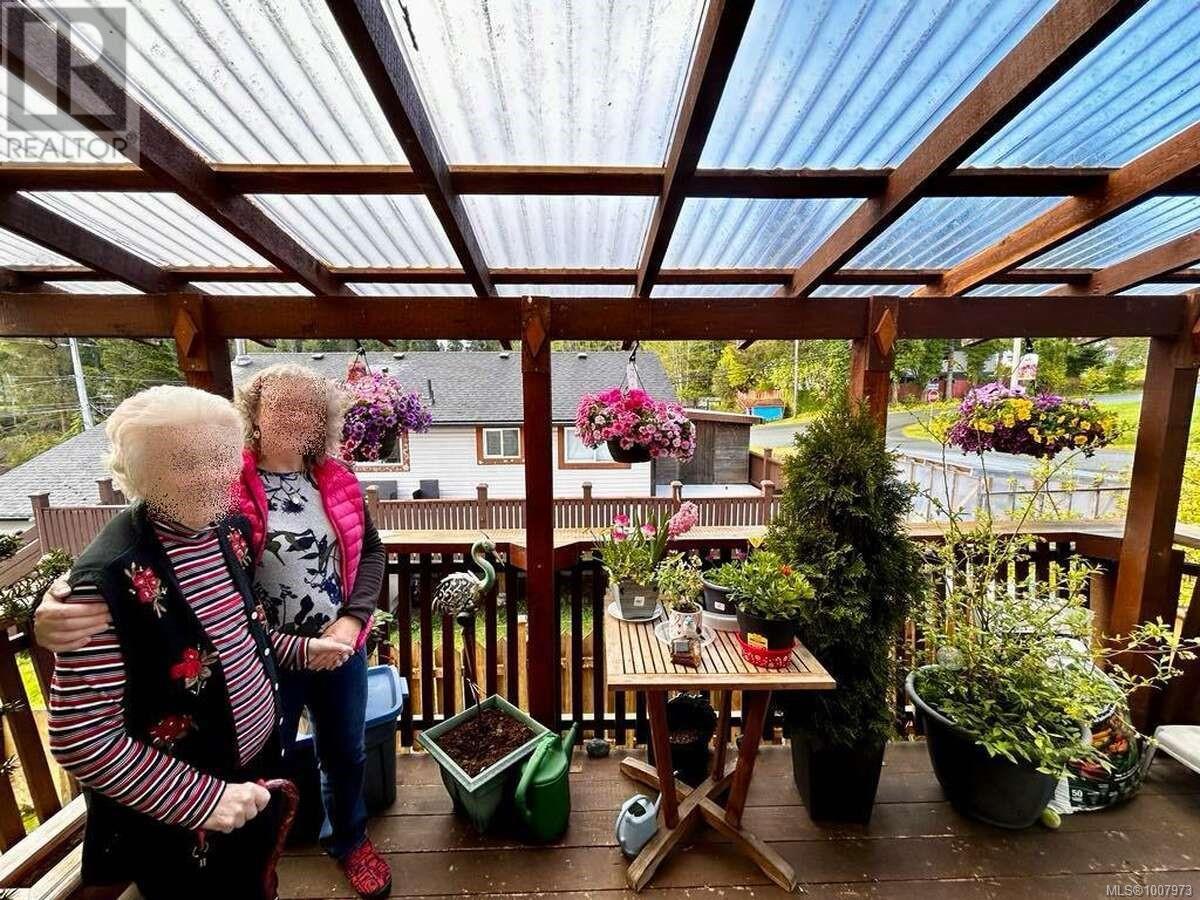 6965 Nahwitti Ave, Port Hardy, British Columbia  V0N 2P0 - Photo 11 - 1007973