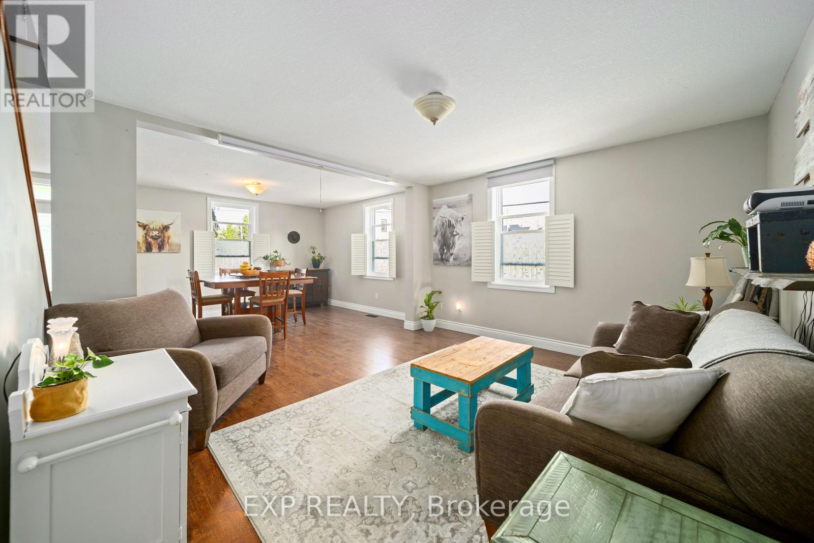 26 Main Street S, Lambton Shores, Ontario  N0N 1J0 - Photo 15 - X12300338