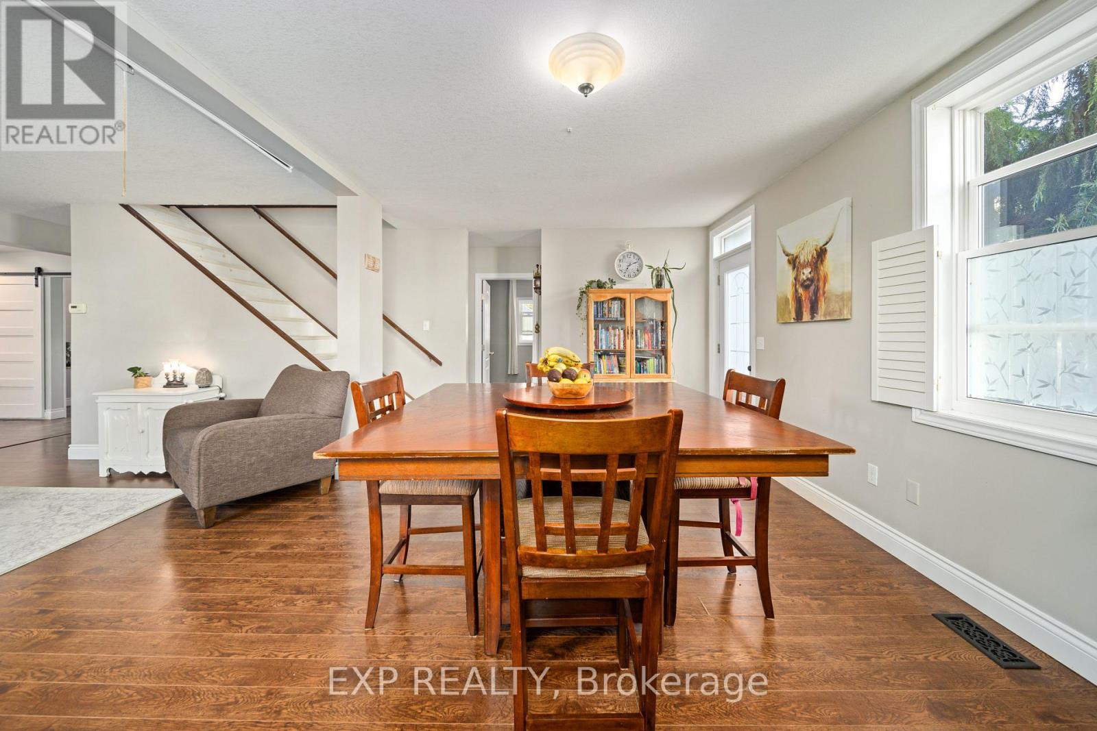 26 Main Street S, Lambton Shores, Ontario  N0N 1J0 - Photo 18 - X12300338
