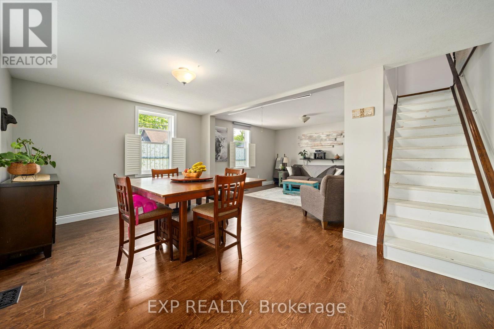 26 Main Street S, Lambton Shores, Ontario  N0N 1J0 - Photo 20 - X12300338