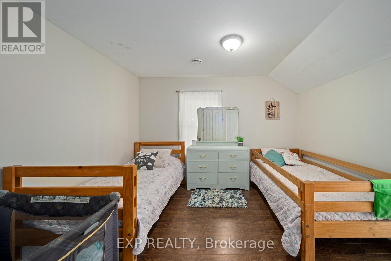 26 Main Street S, Lambton Shores, Ontario  N0N 1J0 - Photo 29 - X12300338