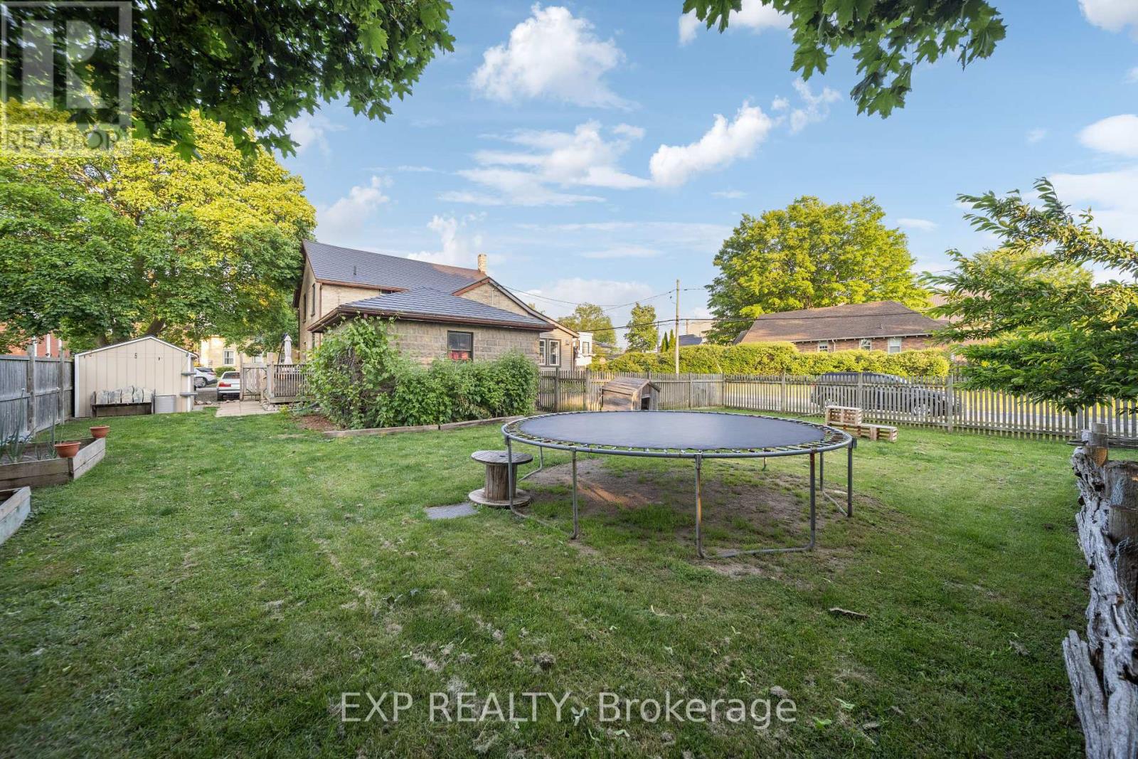 26 Main Street S, Lambton Shores, Ontario  N0N 1J0 - Photo 39 - X12300338