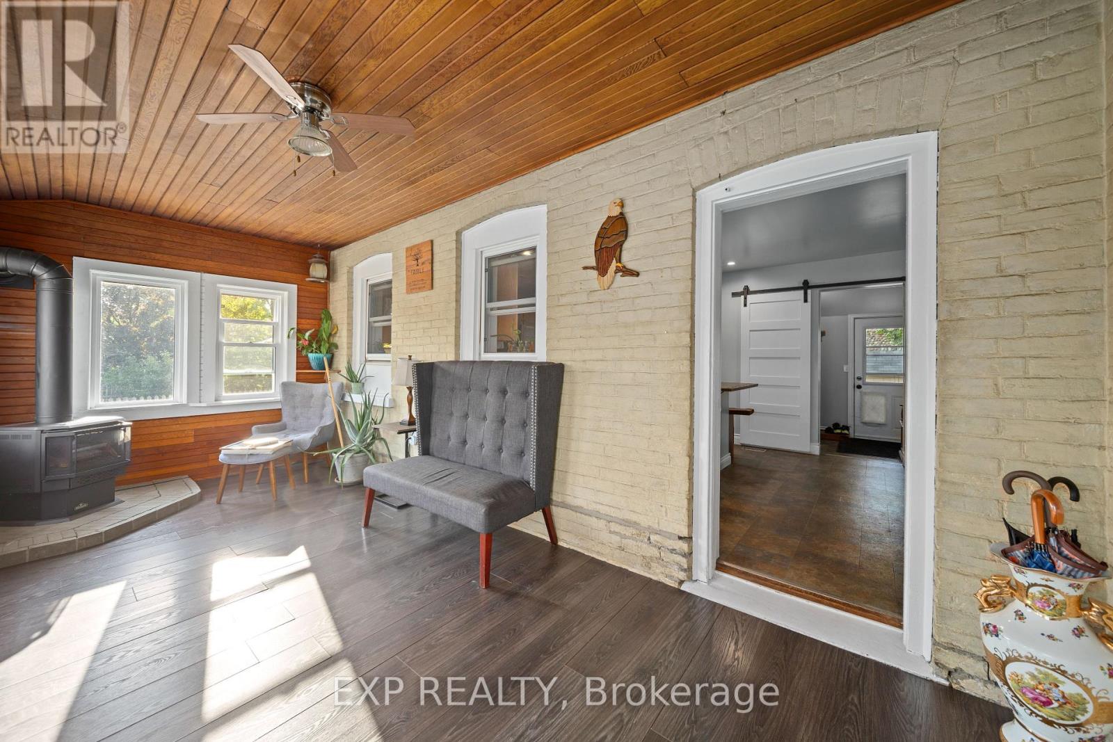 26 Main Street S, Lambton Shores, Ontario  N0N 1J0 - Photo 4 - X12300338