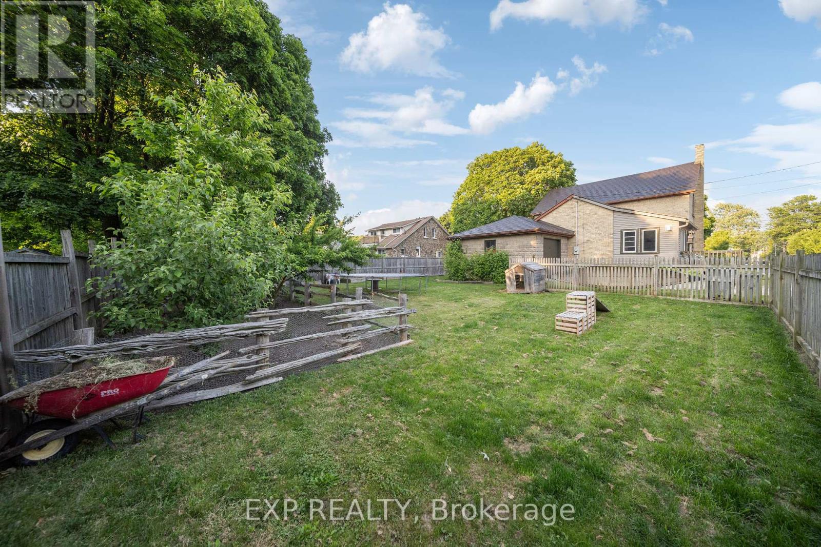 26 Main Street S, Lambton Shores, Ontario  N0N 1J0 - Photo 42 - X12300338