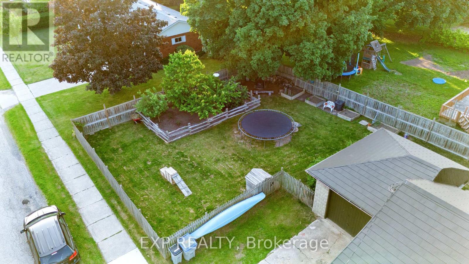 26 Main Street S, Lambton Shores, Ontario  N0N 1J0 - Photo 45 - X12300338