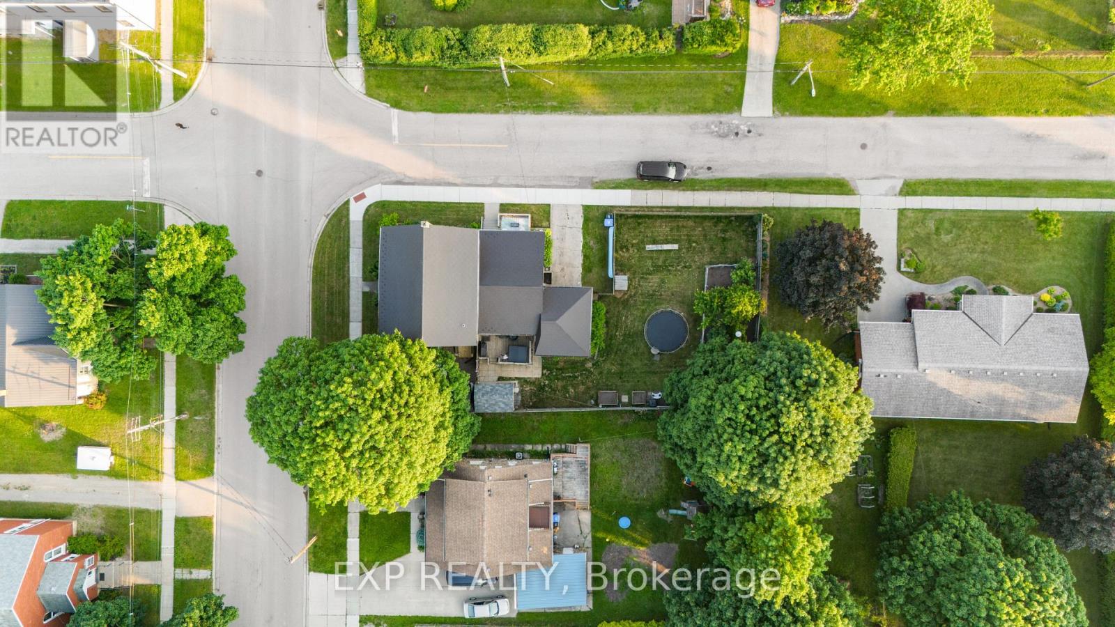 26 Main Street S, Lambton Shores, Ontario  N0N 1J0 - Photo 49 - X12300338
