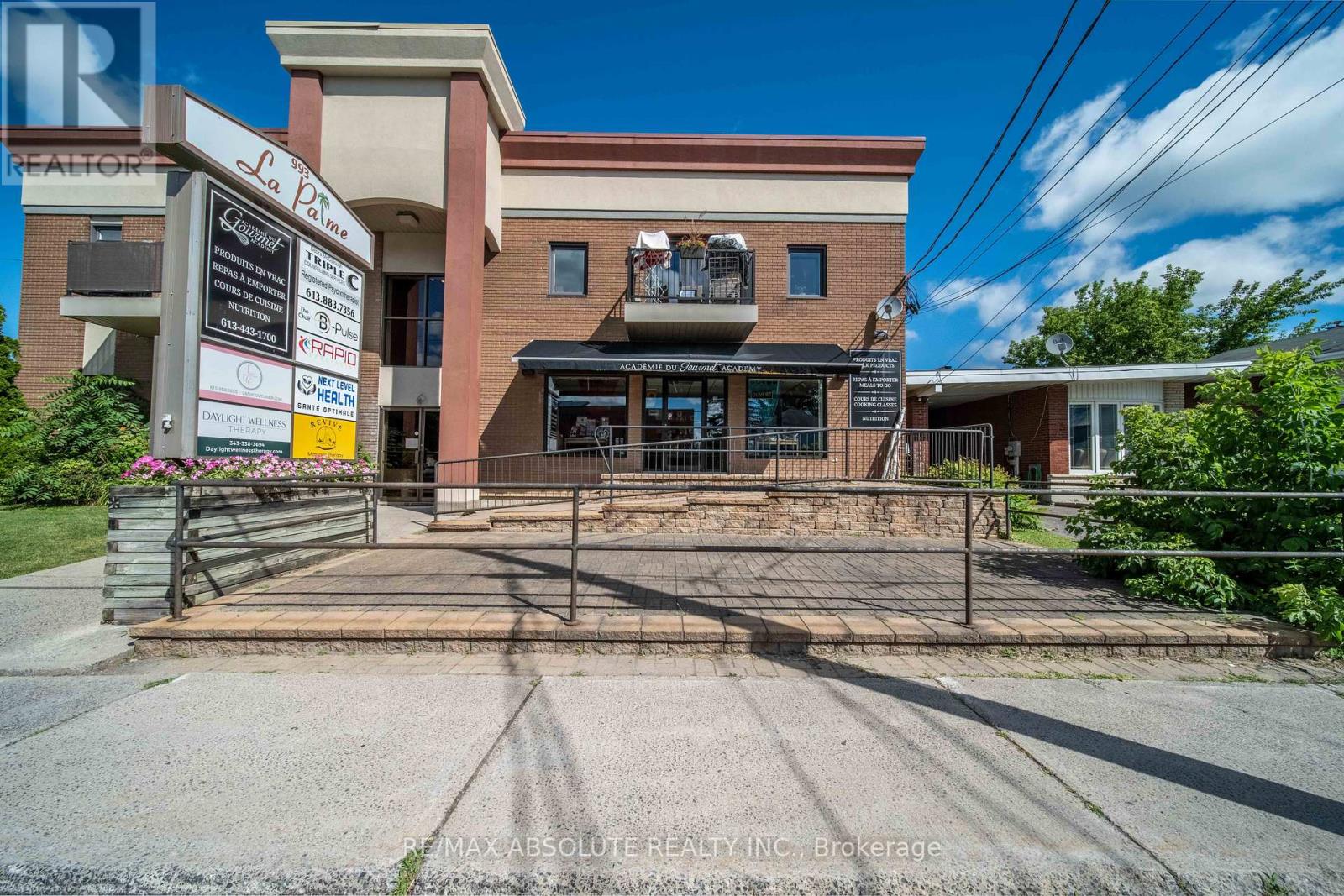 993 NOTRE-DAME STREET, Russell, Ontario