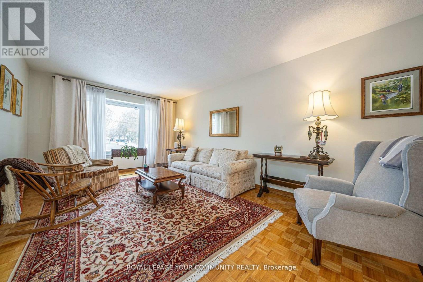 79 Mayvern Crescent, Richmond Hill, Ontario  L4C 5J6 - Photo 8 - N12300242