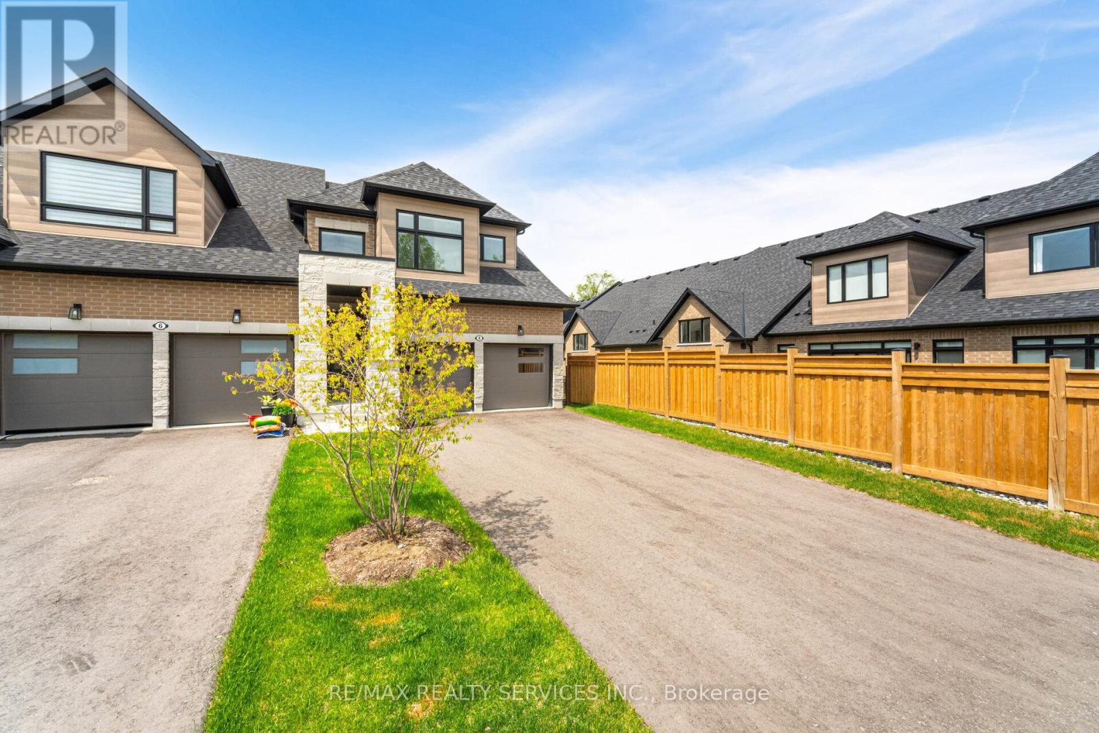 8 Lois Torrance Trail, Uxbridge, Ontario  L9P 0R9 - Photo 3 - N12300268