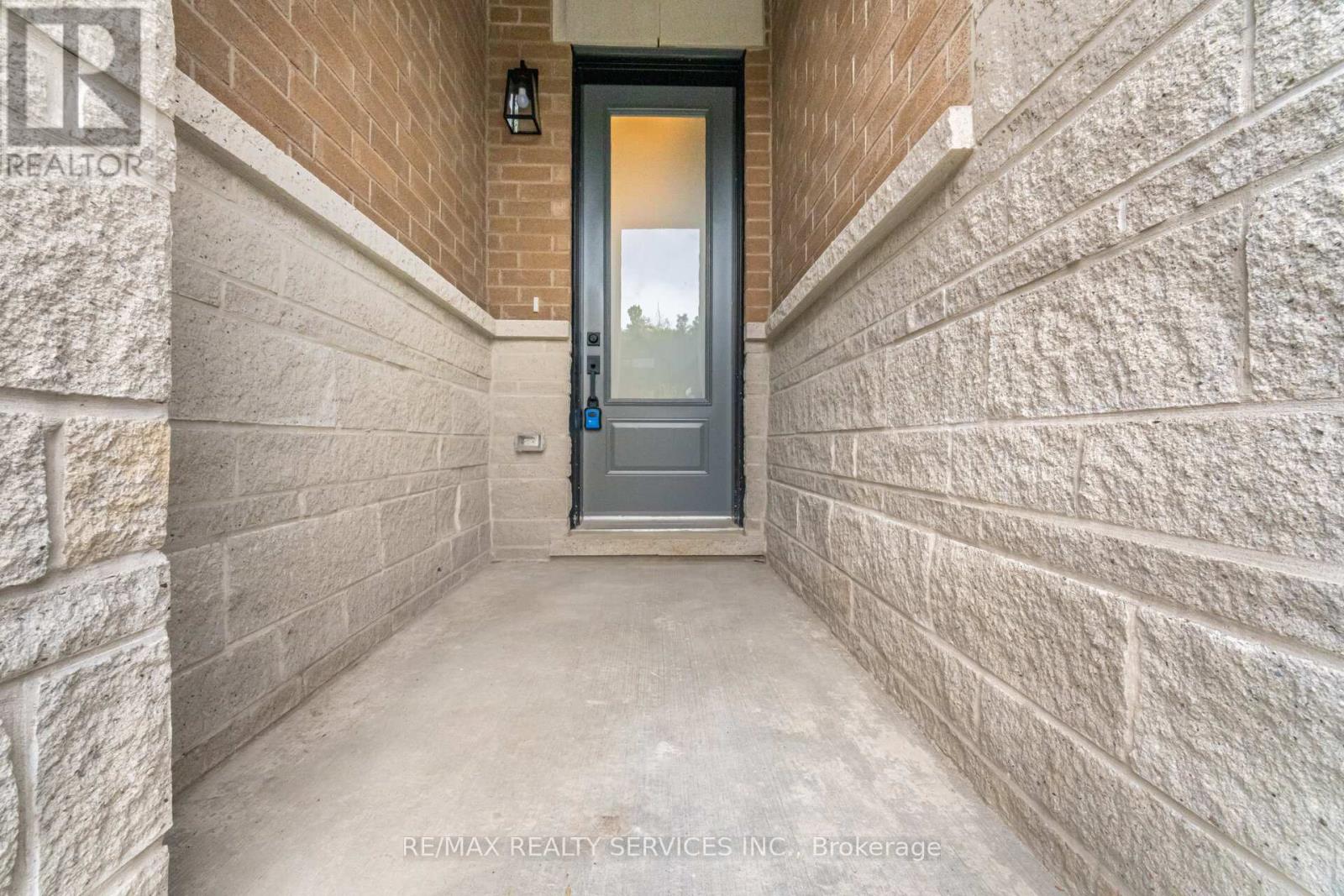 8 Lois Torrance Trail, Uxbridge, Ontario  L9P 0R9 - Photo 6 - N12300268