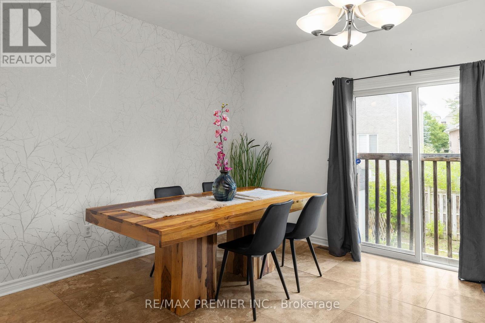 5 Humber Street, Barrie, Ontario  L4N 5S4 - Photo 10 - S12300270