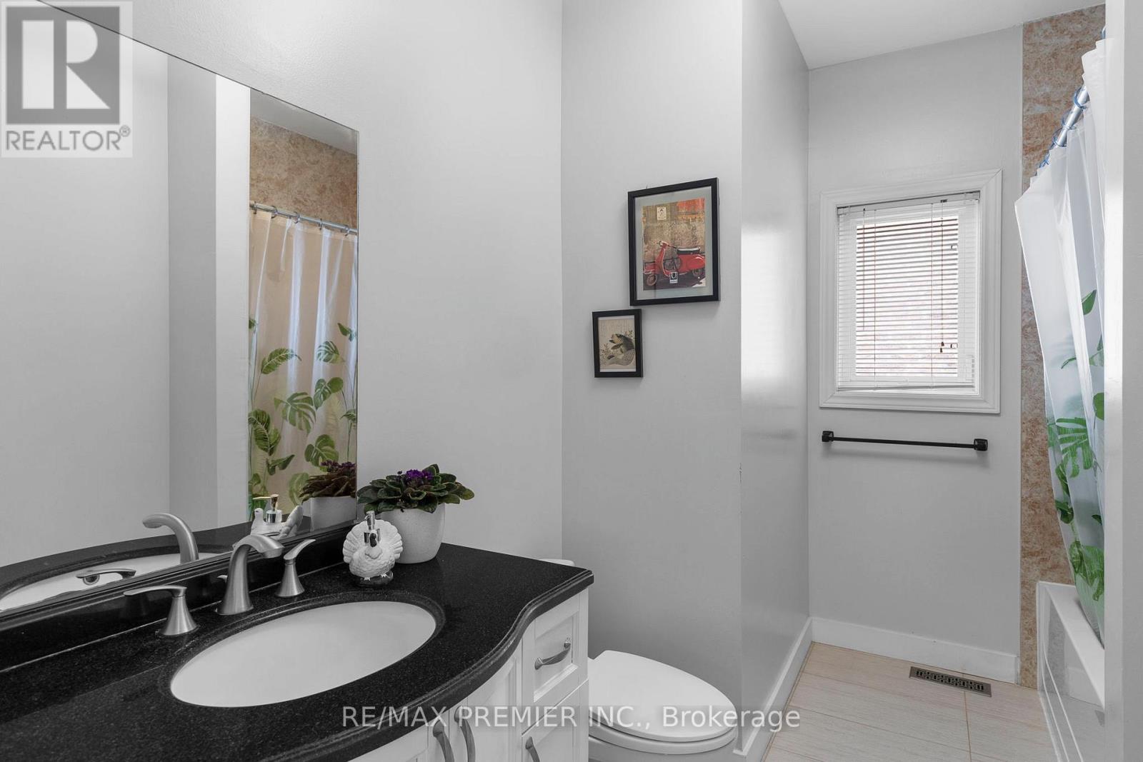 5 Humber Street, Barrie, Ontario  L4N 5S4 - Photo 15 - S12300270