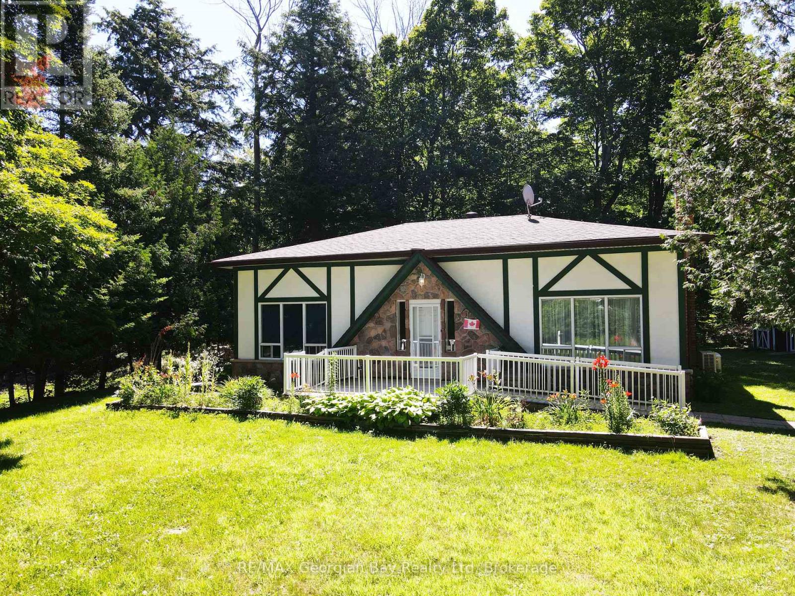 2284 Champlain Road, Tiny, Ontario  L9M 0C6 - Photo 22 - S12300304