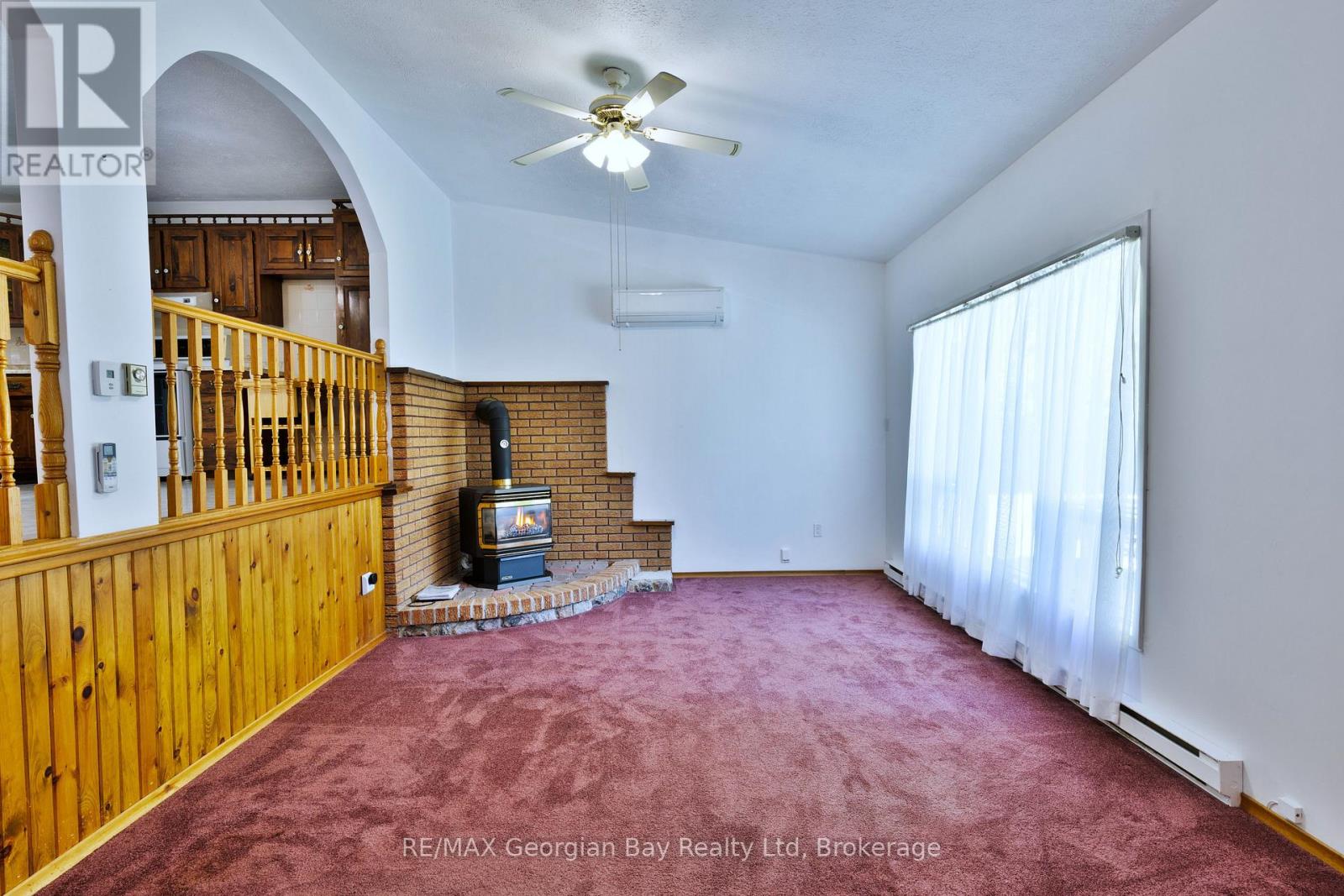 Property at 2284 CHAMPLAIN ROAD image 4