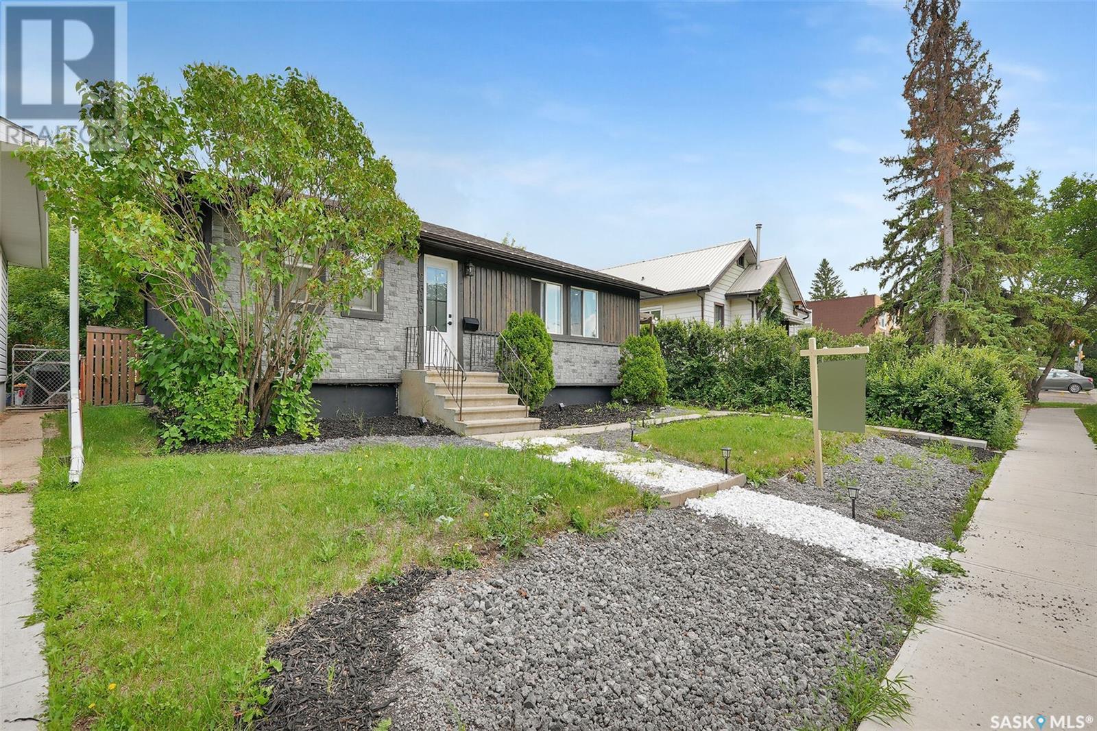 Property at 2843 PARK STREET image 2