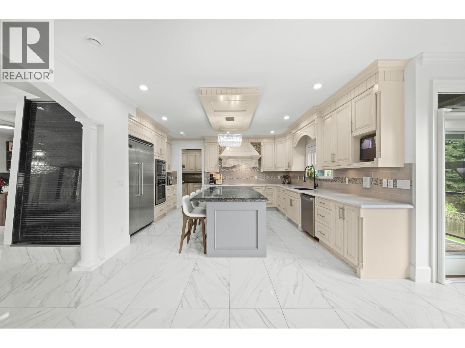 7638 Aubrey Street, Burnaby, British Columbia  V5A 1K7 - Photo 12 - R3029506