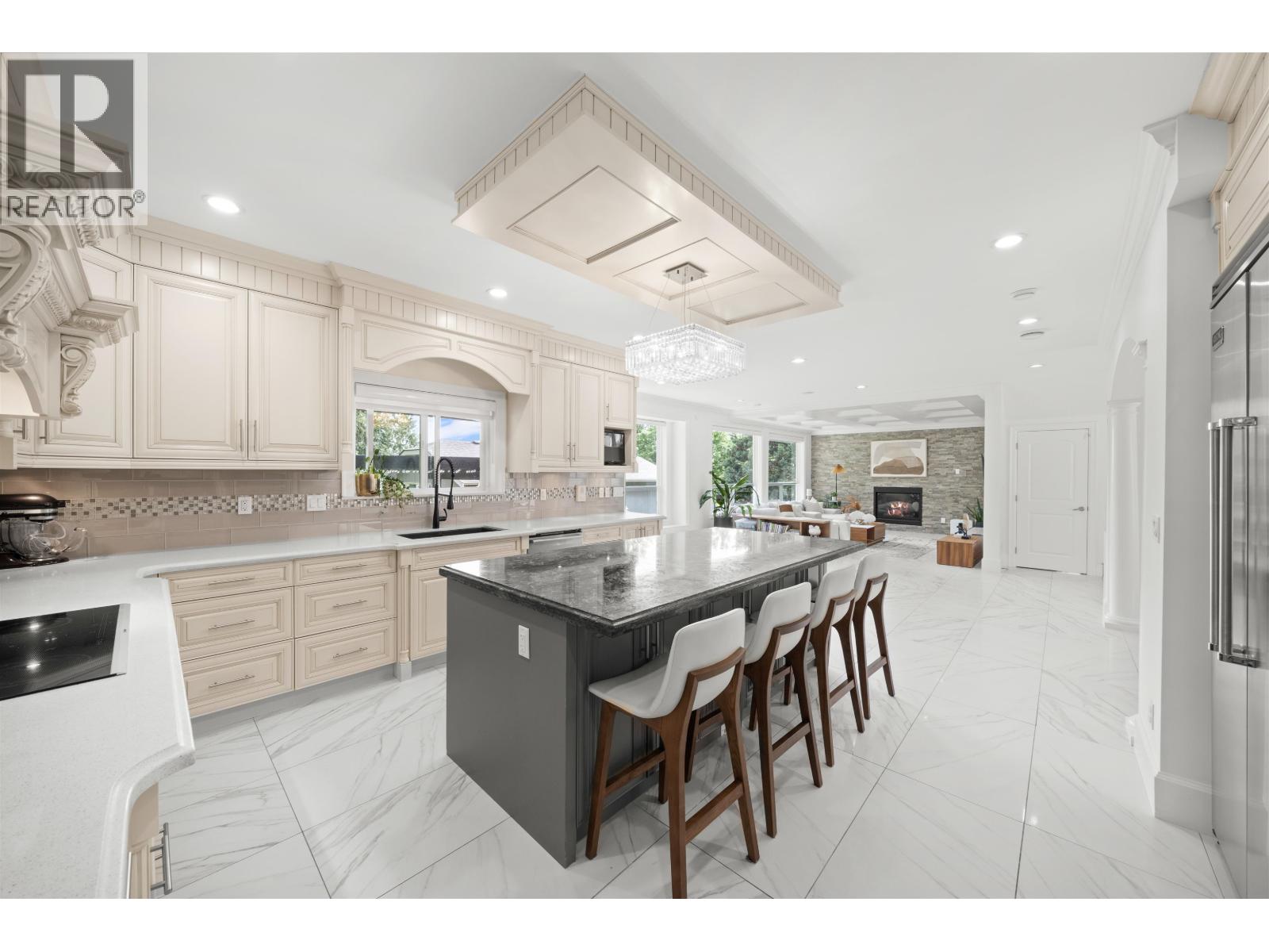 7638 Aubrey Street, Burnaby, British Columbia  V5A 1K7 - Photo 13 - R3029506