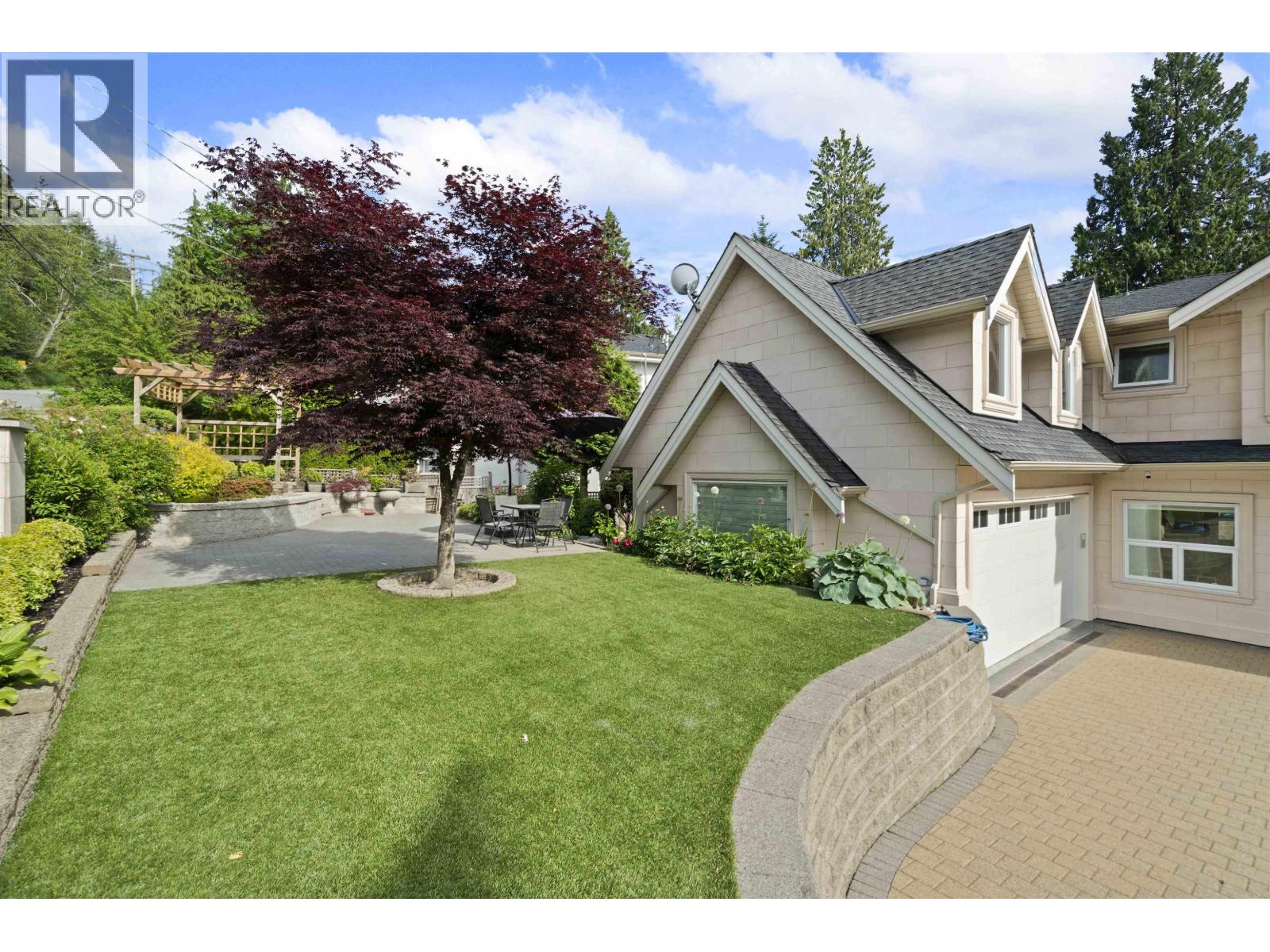 7638 Aubrey Street, Burnaby, British Columbia  V5A 1K7 - Photo 30 - R3029506