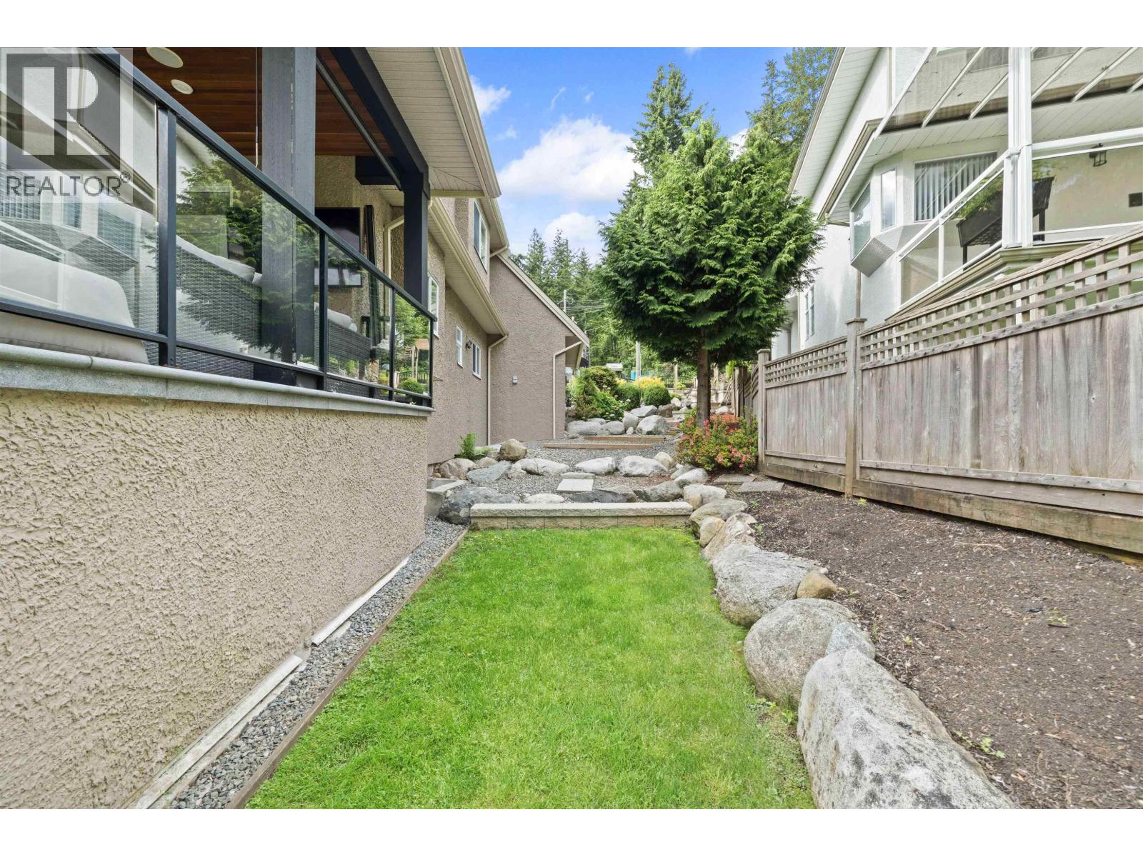 7638 Aubrey Street, Burnaby, British Columbia  V5A 1K7 - Photo 32 - R3029506