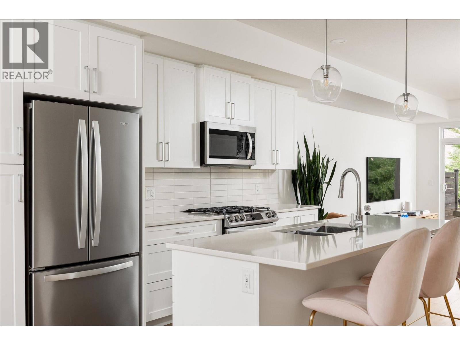 720 Valley Road Unit# 4, Kelowna, British Columbia V1V 0E1 - Photo 7 - 10356836