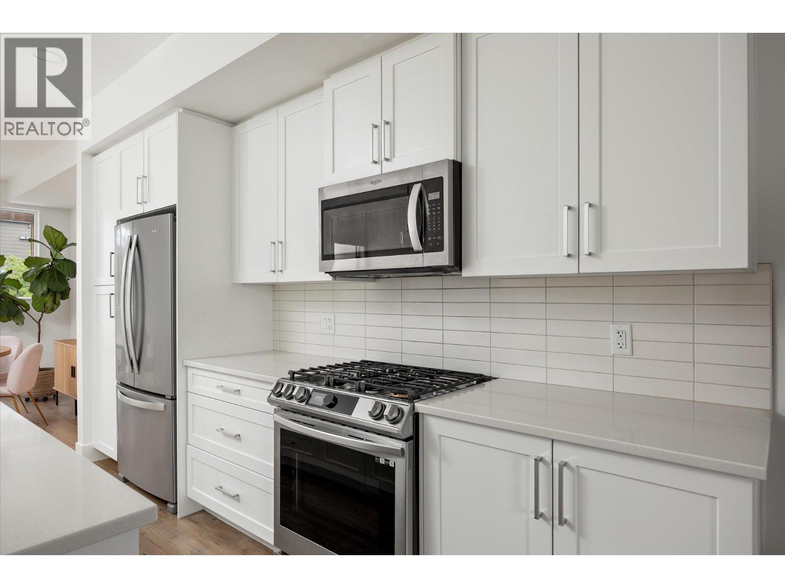 720 Valley Road Unit# 4, Kelowna, British Columbia V1V 0E1 - Photo 6 - 10356836