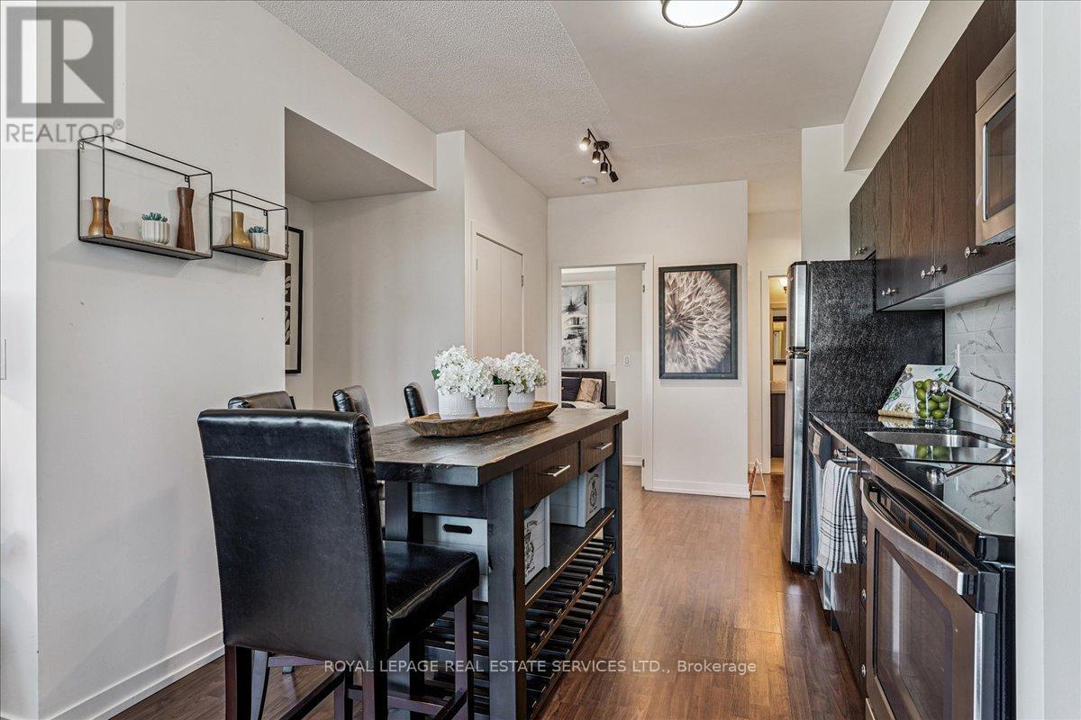 503 - 5101 Dundas Street W, Toronto, Ontario  M9A 1C1 - Photo 17 - W12300162