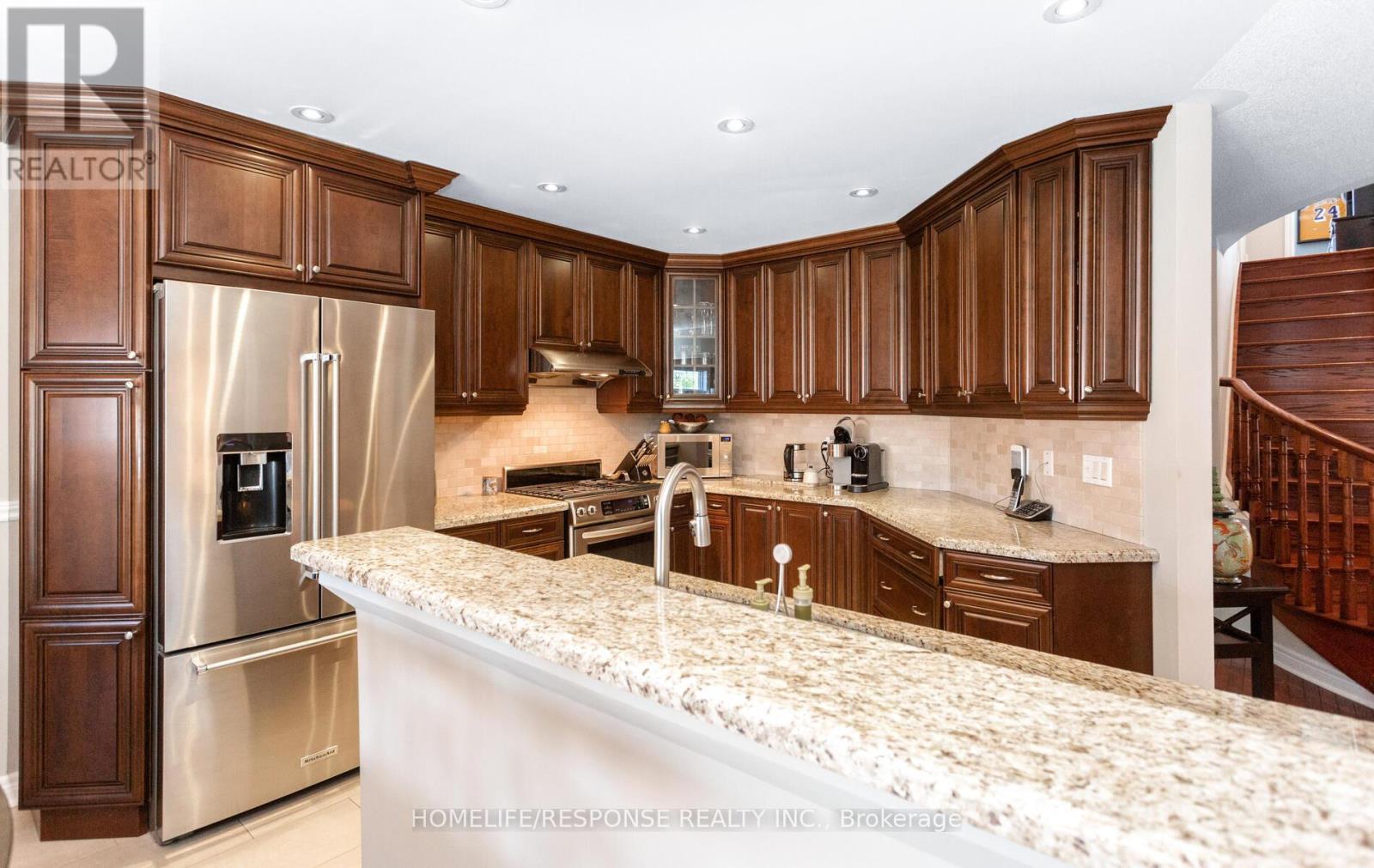5133 Parkplace Circle, Mississauga, Ontario  L5V 2M1 - Photo 17 - W12300176