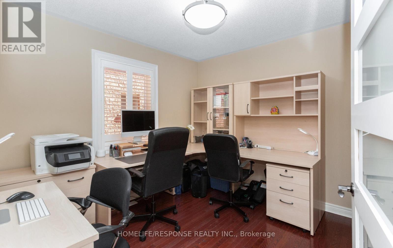 5133 Parkplace Circle, Mississauga, Ontario  L5V 2M1 - Photo 19 - W12300176