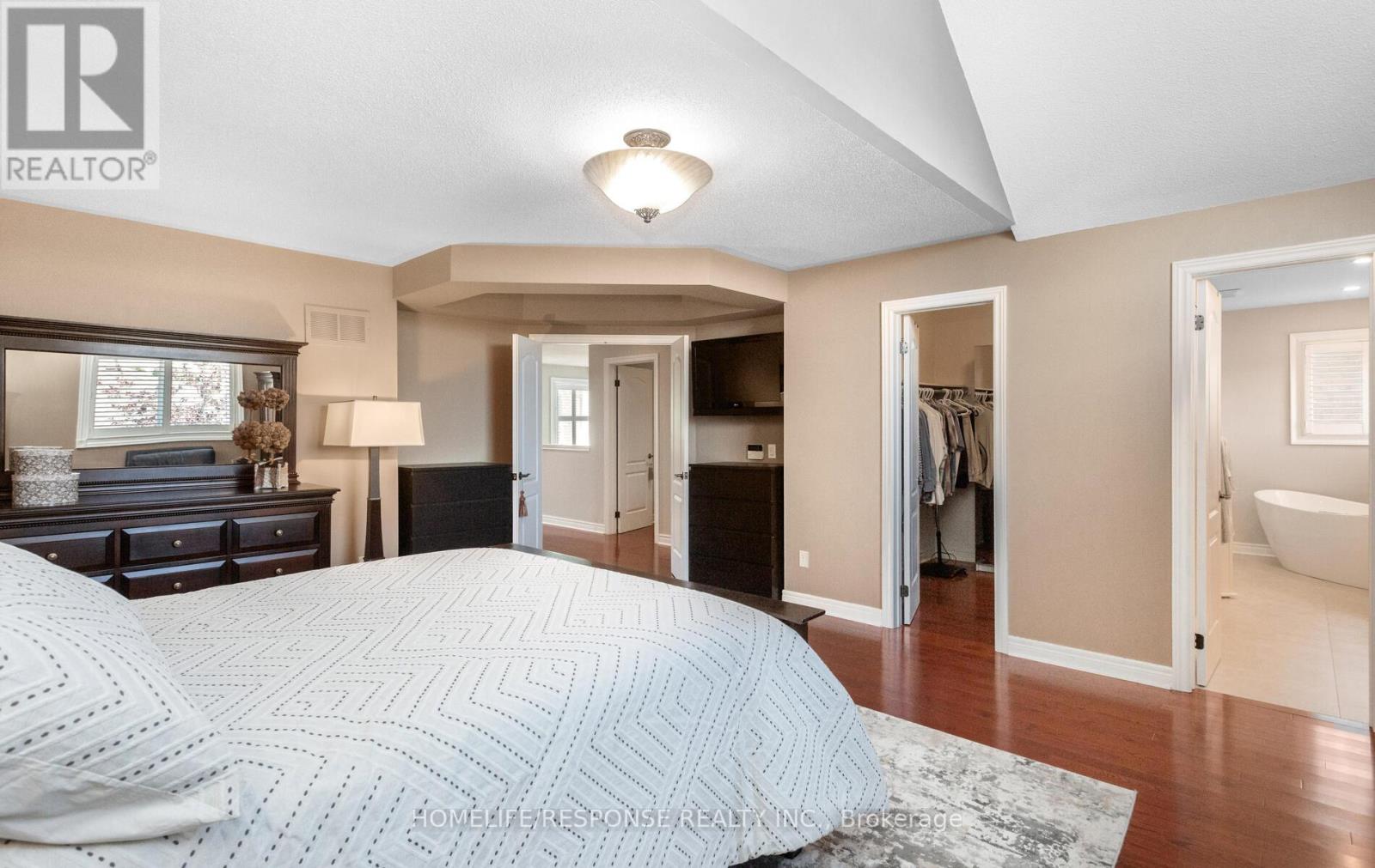 5133 Parkplace Circle, Mississauga, Ontario  L5V 2M1 - Photo 24 - W12300176