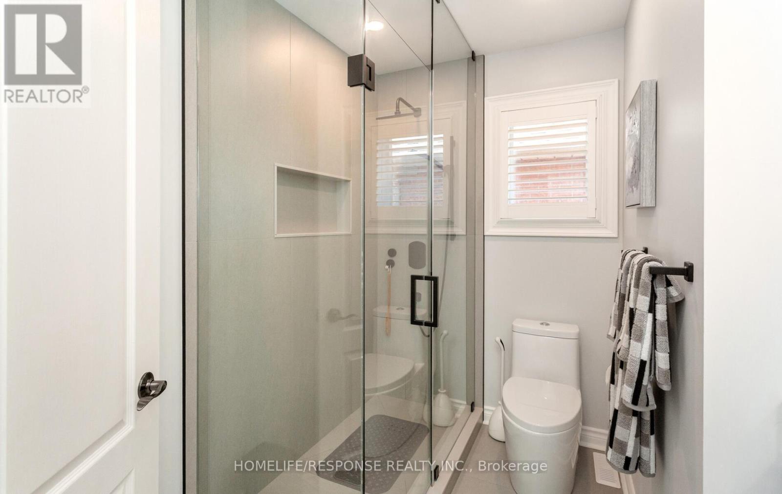 5133 Parkplace Circle, Mississauga, Ontario  L5V 2M1 - Photo 32 - W12300176