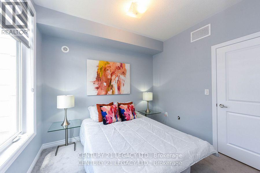 712 - 60 Halliford Place, Brampton, Ontario  L6P 0N5 - Photo 8 - W12300288